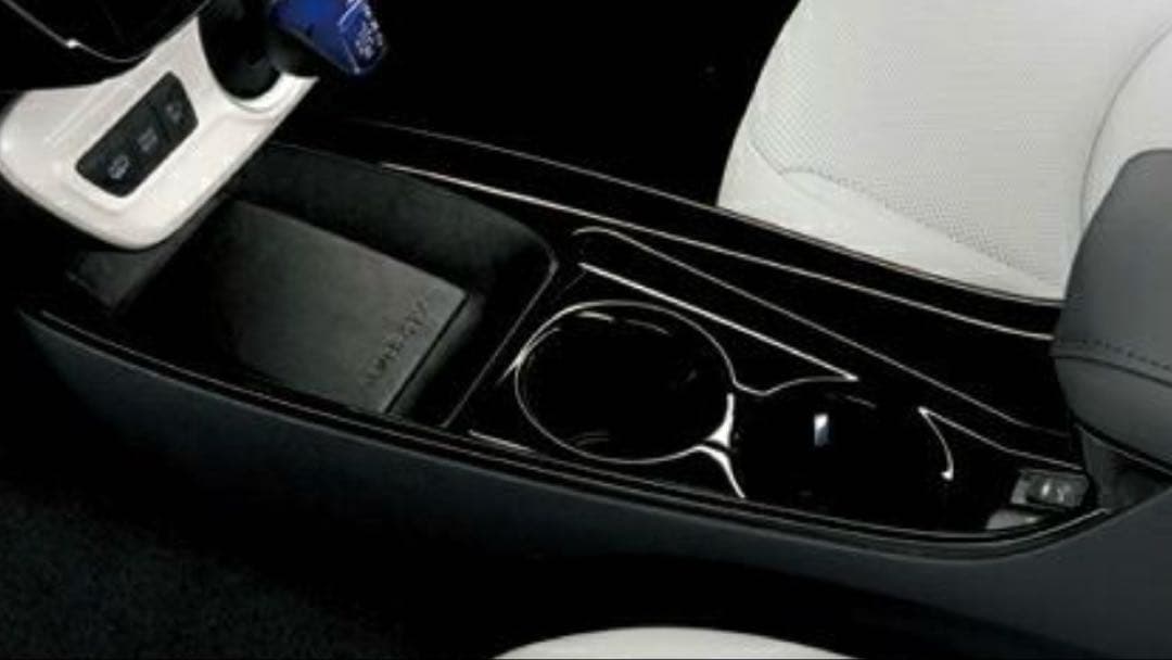 トヨタ純正部品 プリウス コンソールトレイ 08281-47010 未使用