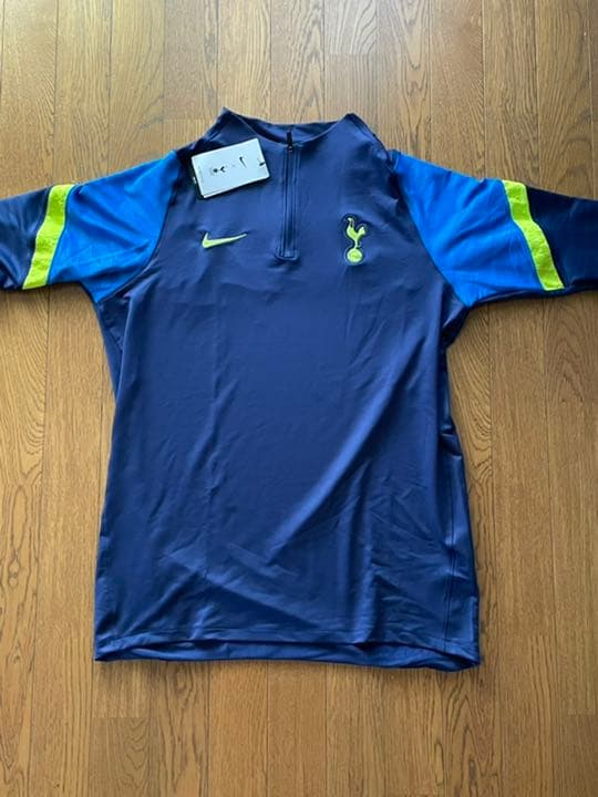 トッテナム・ホットスパーズ　トレーニングウェア