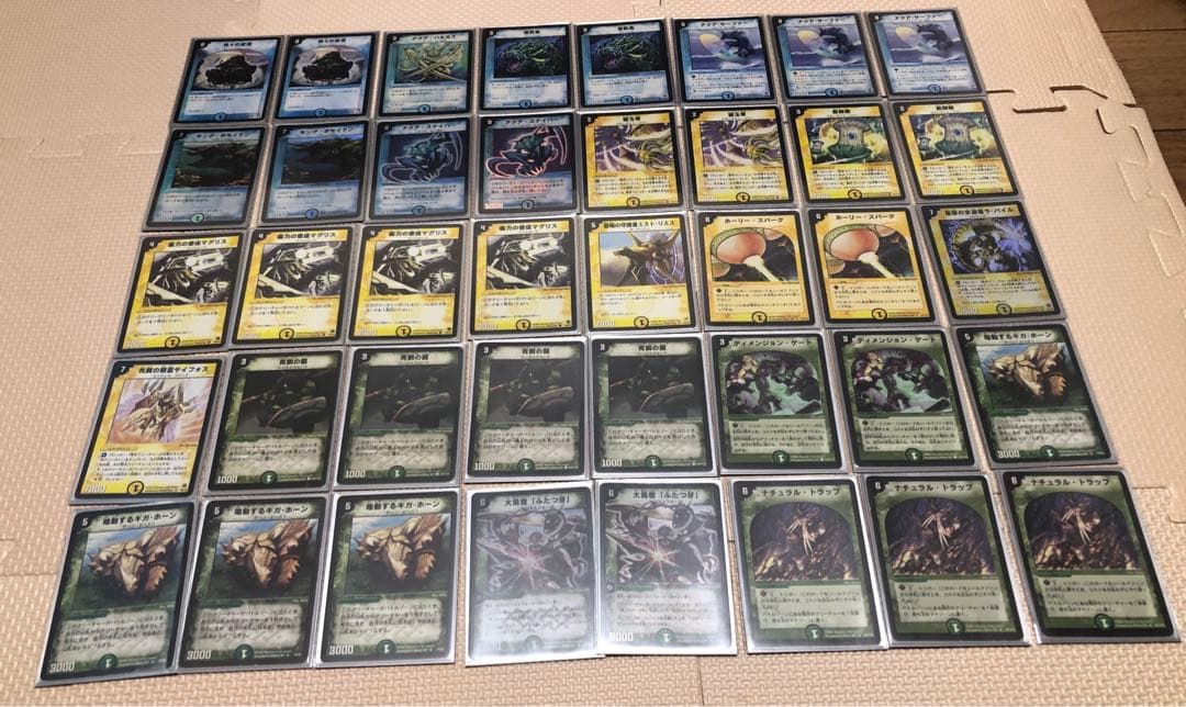 ゆ*ん様 デュエマクラシック基本編　引退品まとめ売り　デッキ16個セット　旧枠統