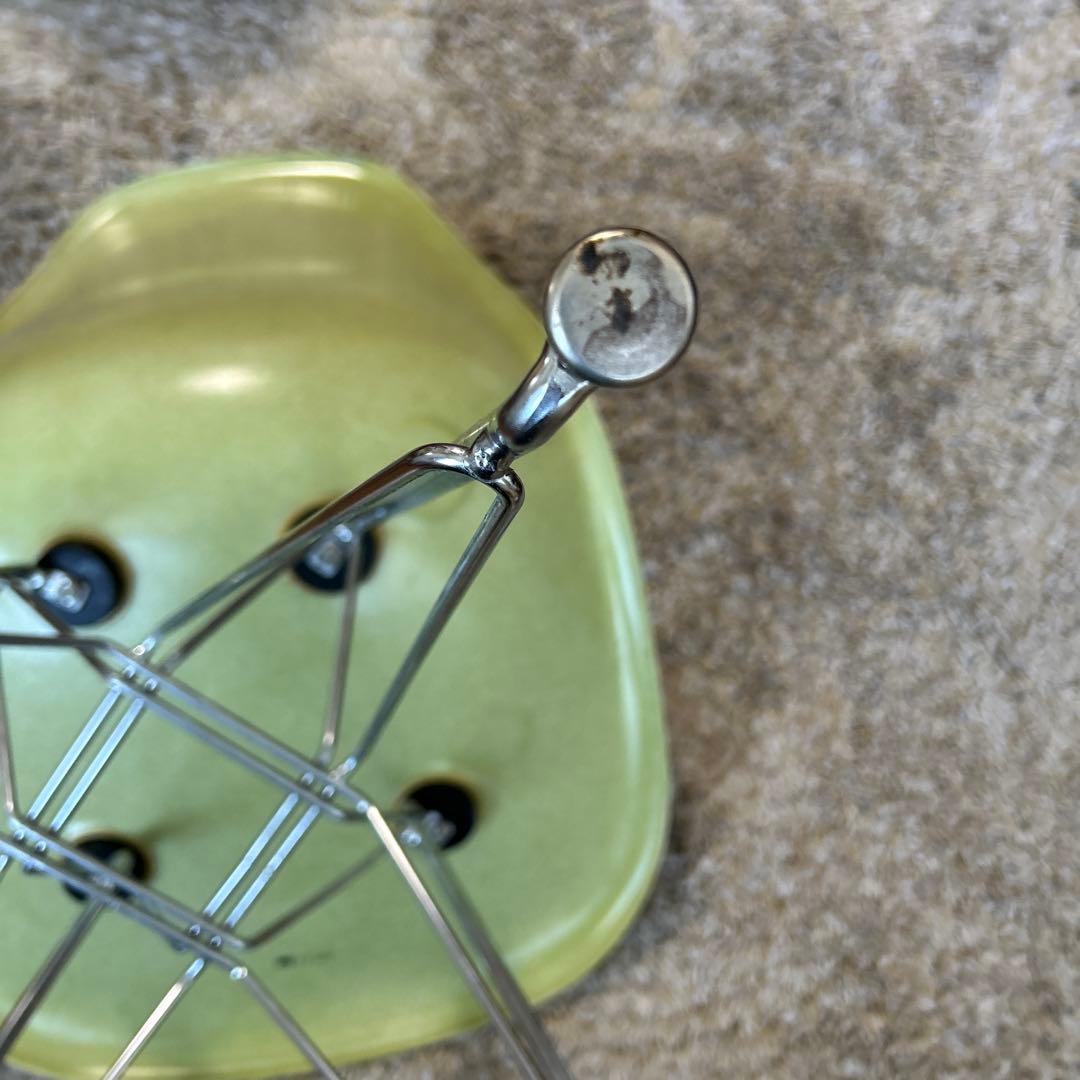 イームズ　MODERNICA サイドシェルチェア エッフェルベース　グリーン