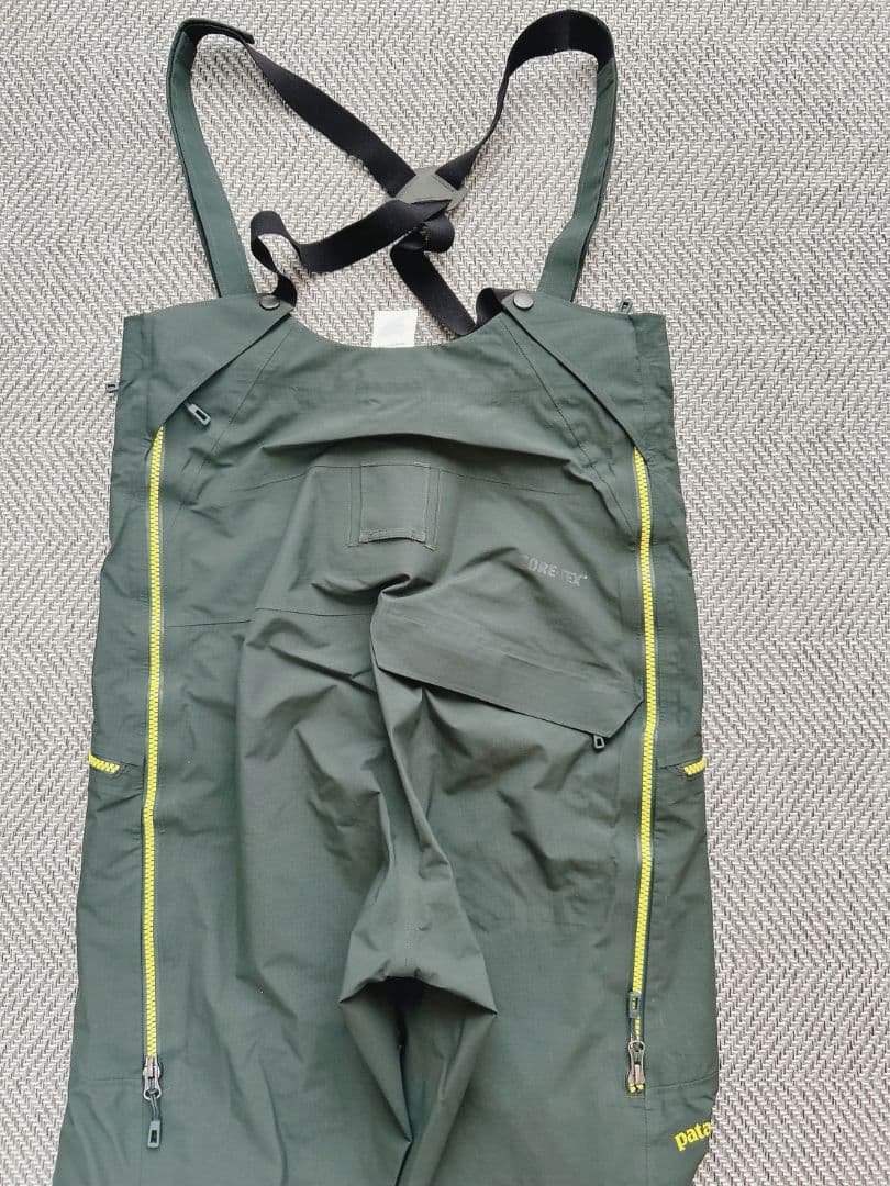 patagonia　パウダーボールジャケット　ビブパンツ上下セット✨ゴアテックス