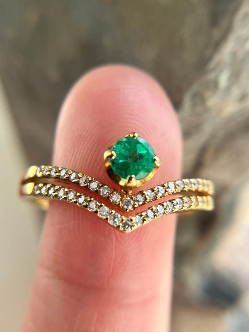 新品K18YGエメラルド0.25ctダイヤモンドリング指輪