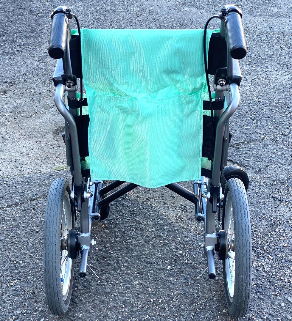 美品！ MIKI ミキ 超軽量 介助型車いす CRT-4 ウイングスイングアウト