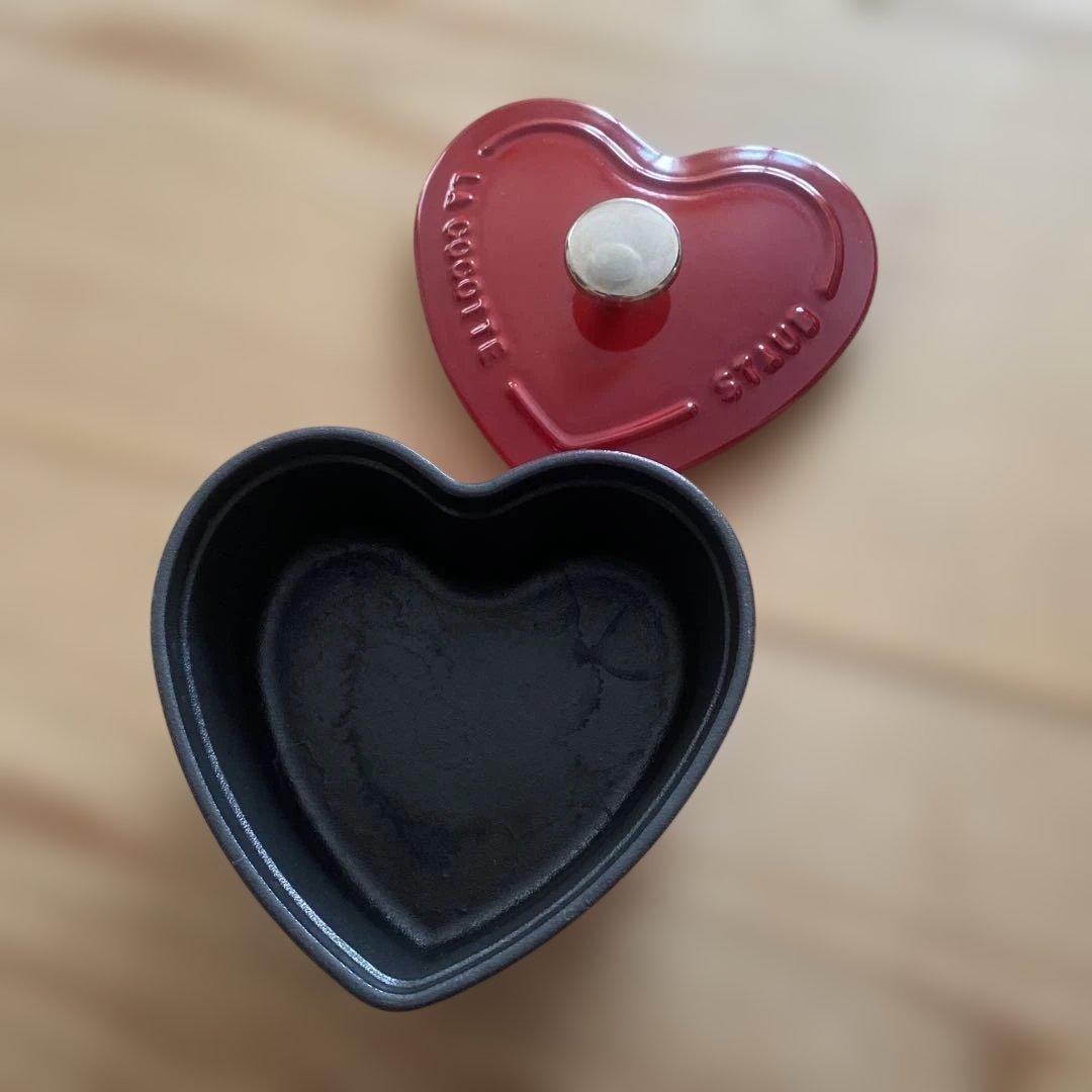 Le Creuset ハート型鍋 12cm 赤