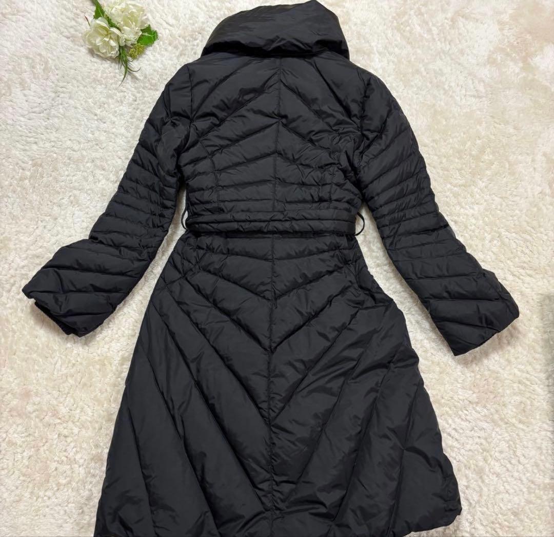 超美品⭐︎アルマーニ ロングダウンジャケット ベルト付き Ａライン 黒 サイズ40