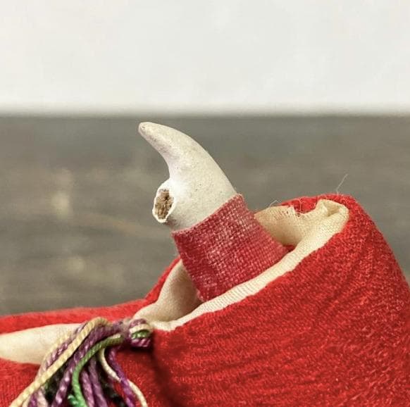 有職御人形司　初代伊藤久重の江戸のものと思われる抱き人形 難有り