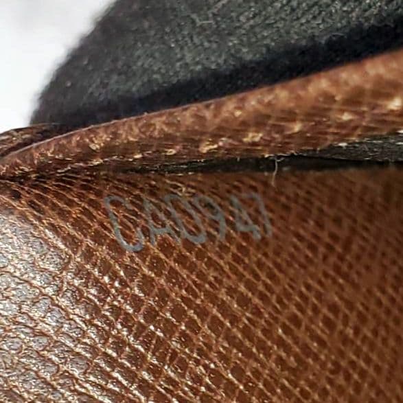 訳あり 外観美品 ルイヴィトン 二つ折り財布 ポルトフォイユ マルコ ダミエ