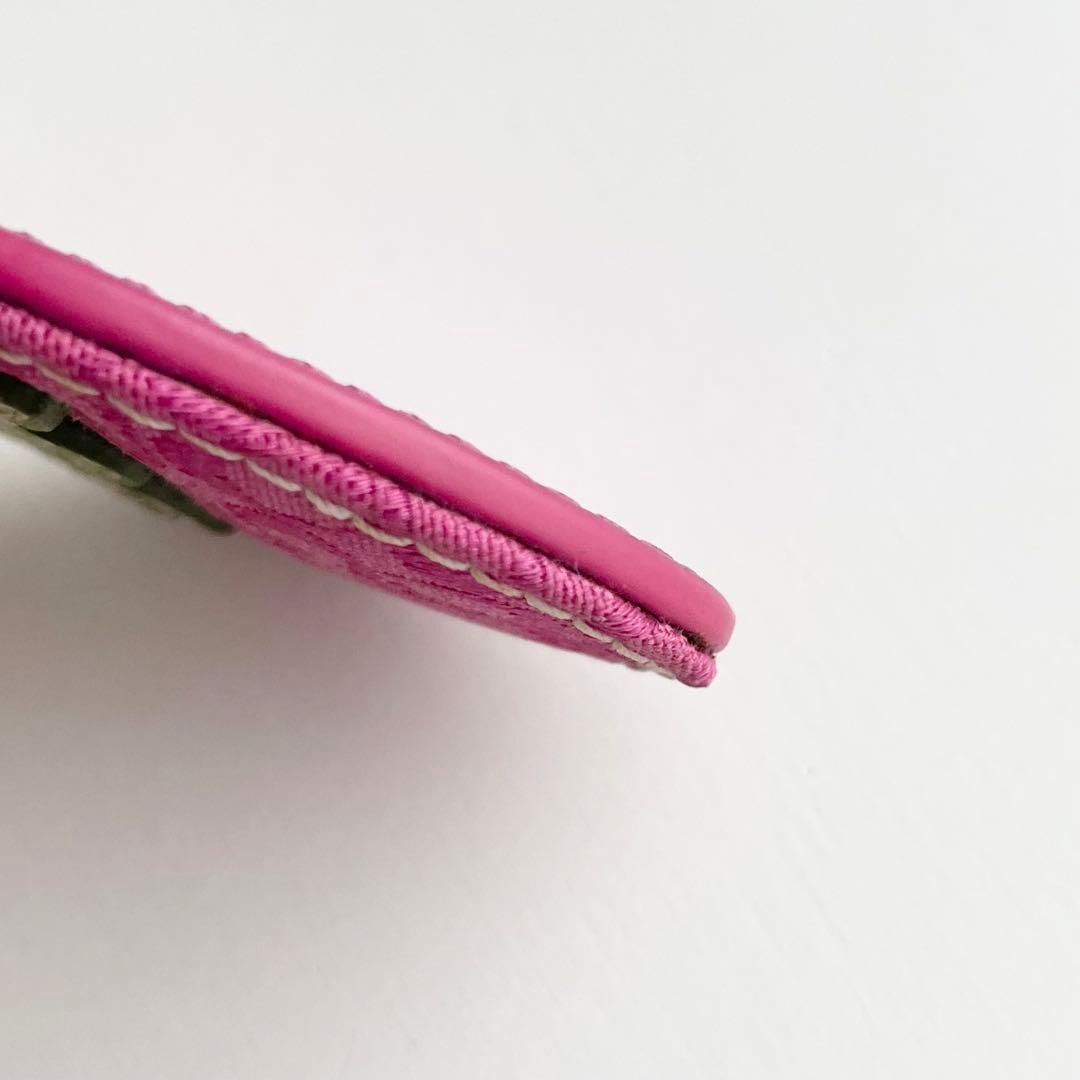 コーチ COACH ストロベリーチャーム キーホルダー シグネチャー ほぼ新品