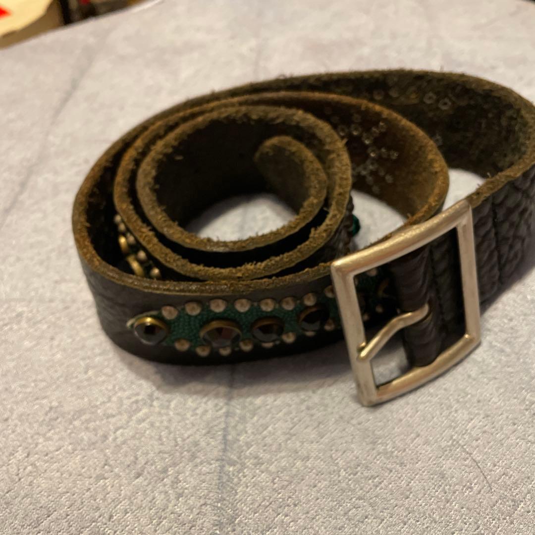 HTC スタッズベルト スティングレー カラーストーン スタッズ 送料無料