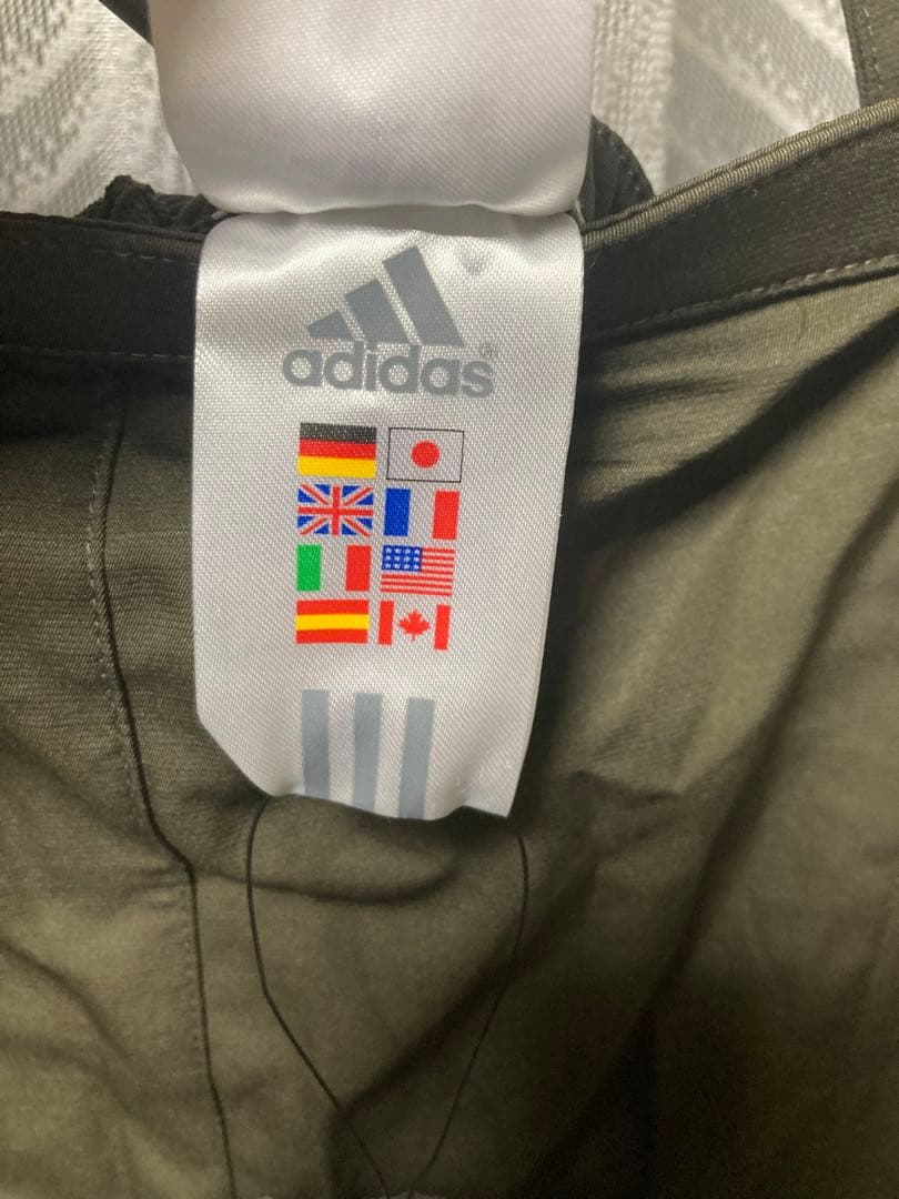 激レア　adidas オールインワン　サロペット　Lサイズ