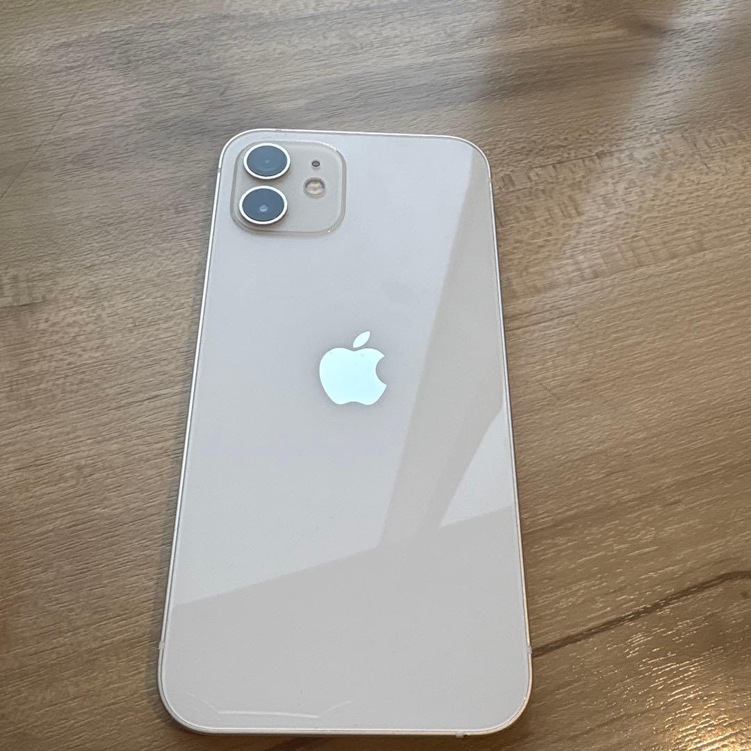 iPhone 12 64gb ホワイト