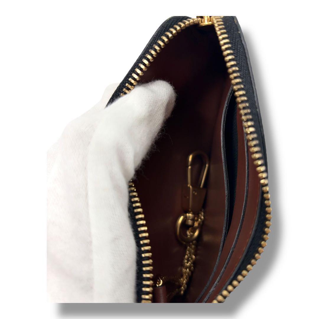 【美品】 BURBERRY バーバリー TBモノグラム　ケース　チェーン付