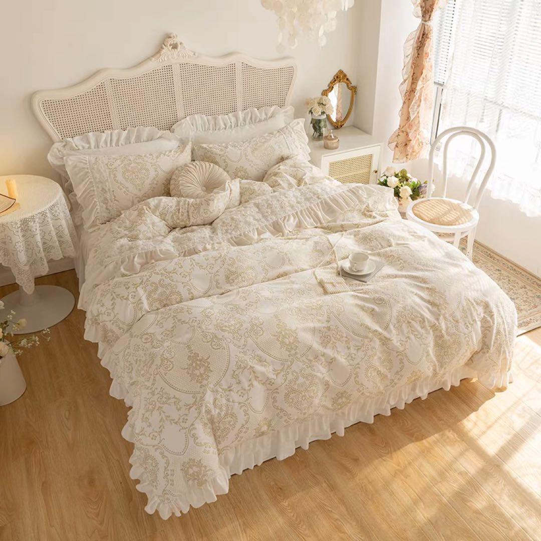 クリーム色ゴールドデザインカバーセット