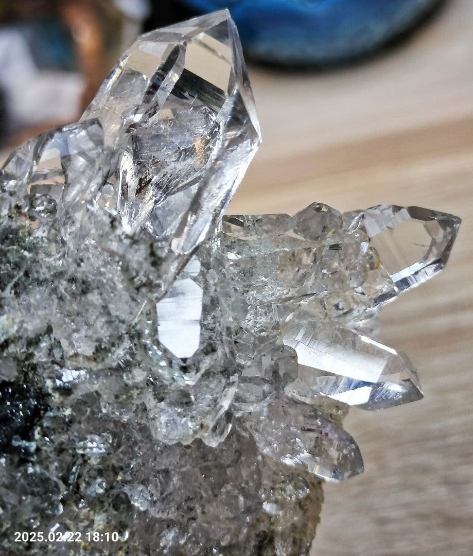 ちー ヒマラヤマニハール産水晶クラスター① ③