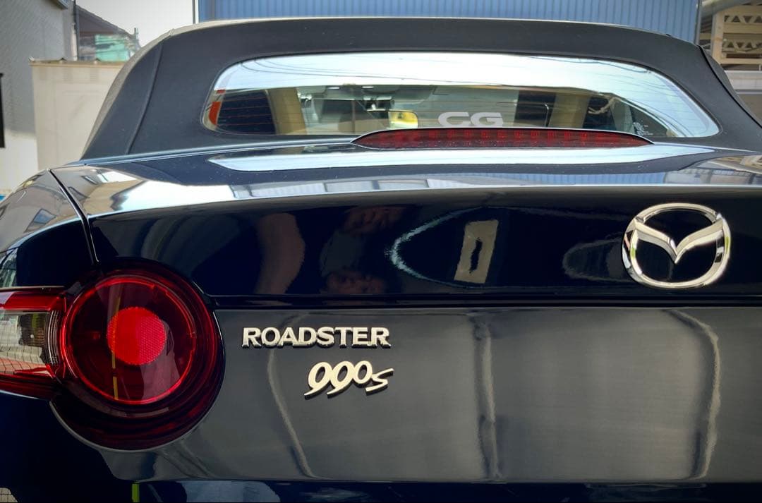 マツダ　NDロードスター 990Sオリジナルエンブレム　（クロームメッキ塗装）