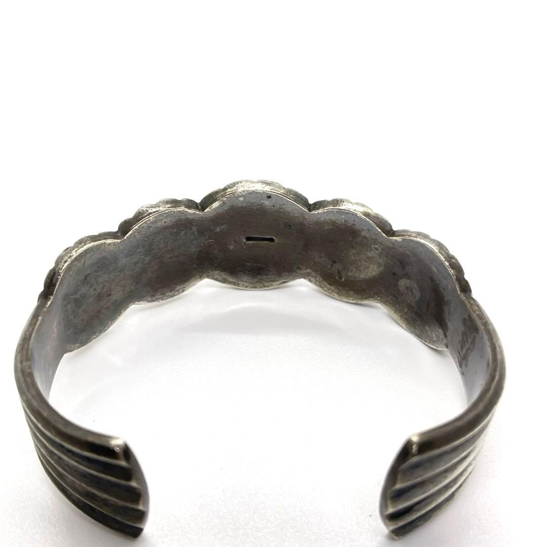 ●NAVAJO・ナバホ族●アンティーク・シルバーバングル●