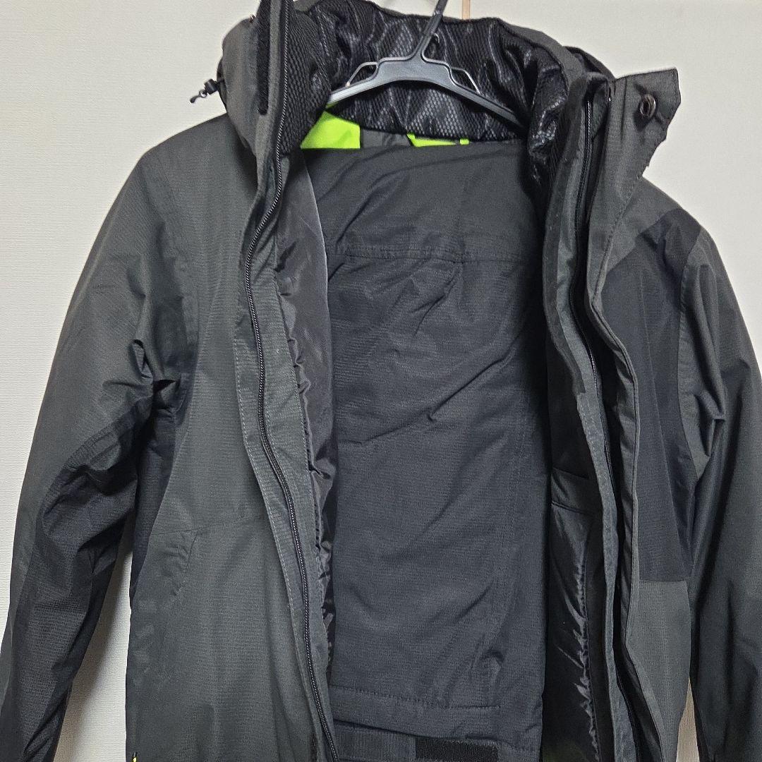 「新品未使用」X-Shelter フード付きジャケット ブラック