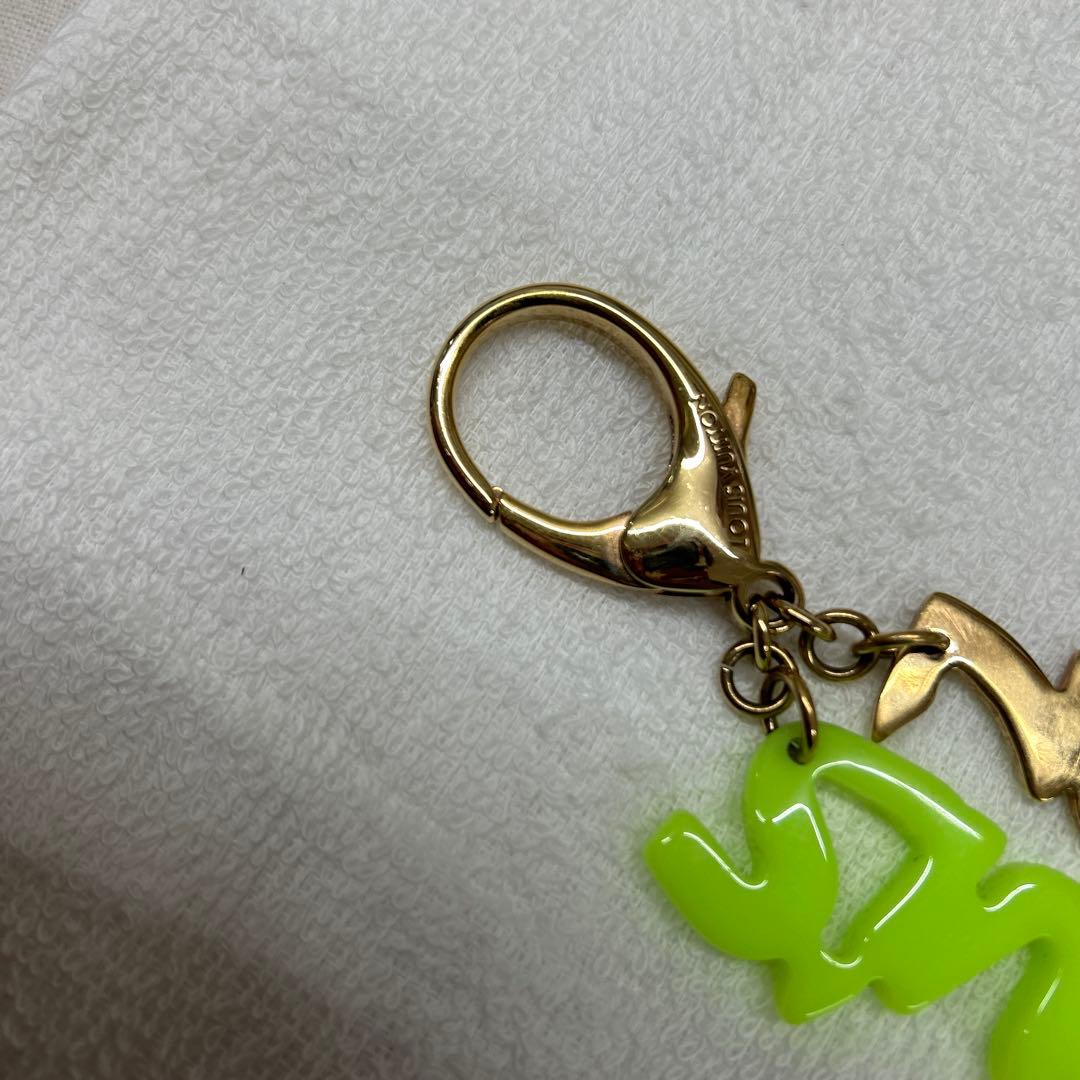 ス*ー様 ルイヴィトン LOUIS VUTTON キーホルダー バッグチャーム