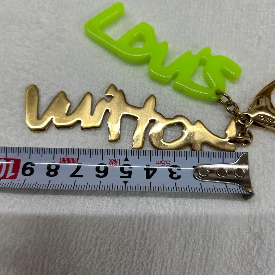 ス*ー様 ルイヴィトン LOUIS VUTTON キーホルダー バッグチャーム