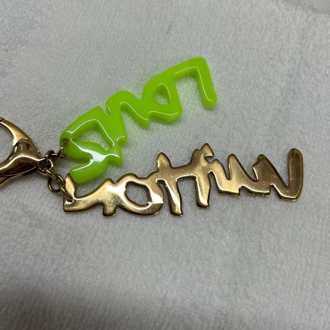 ス*ー様 ルイヴィトン LOUIS VUTTON キーホルダー バッグチャーム