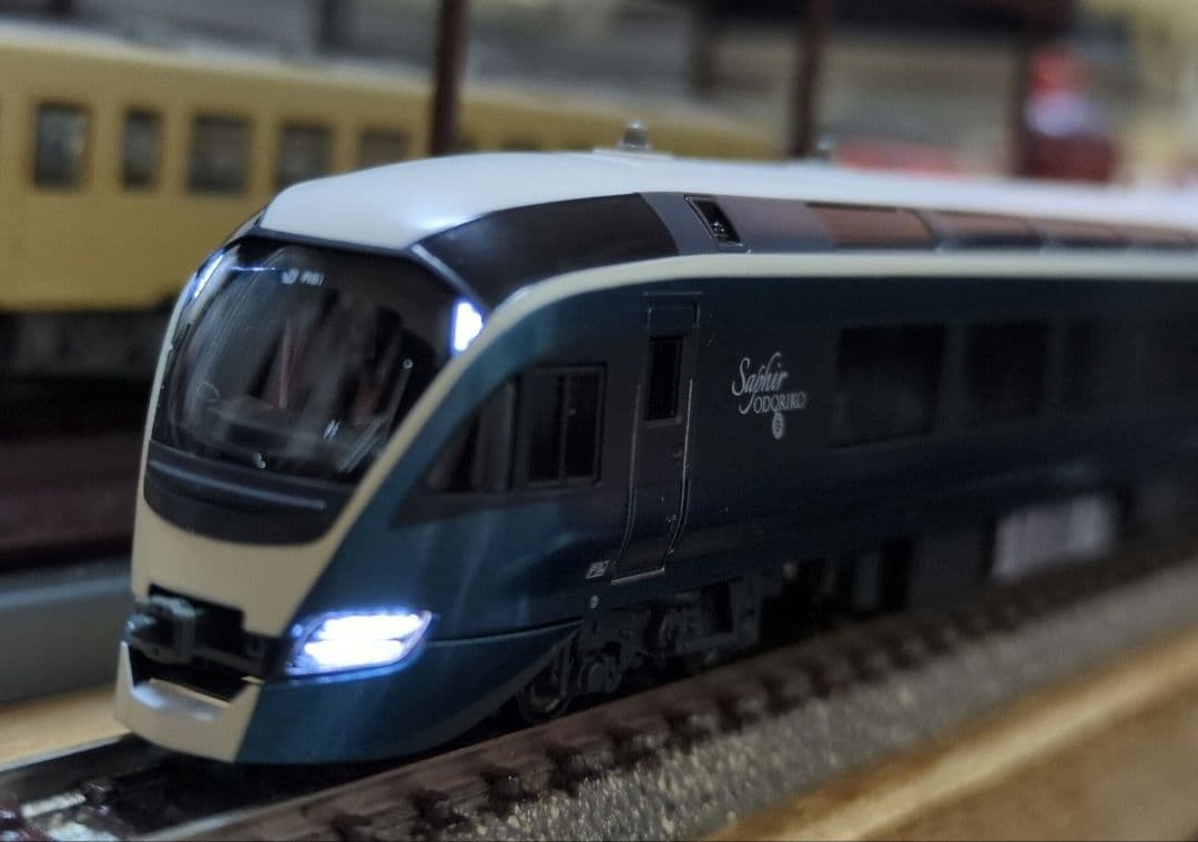 鉄道模型 E261系 サフィール踊り子 　　　特別企画品！！ 訳あり品！