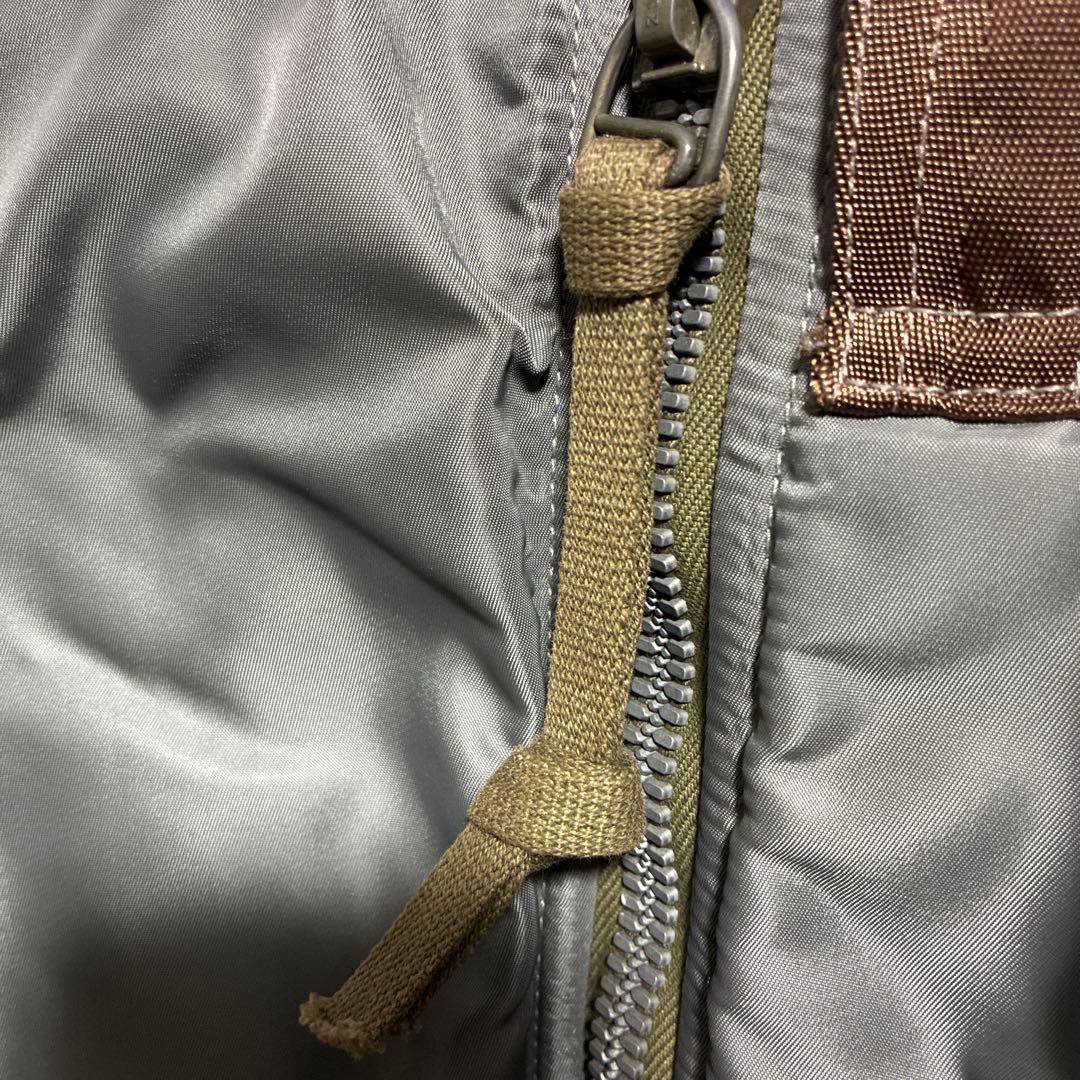 ザリアルマッコイズMA-1ジャケット　トムキャット仕様　X L