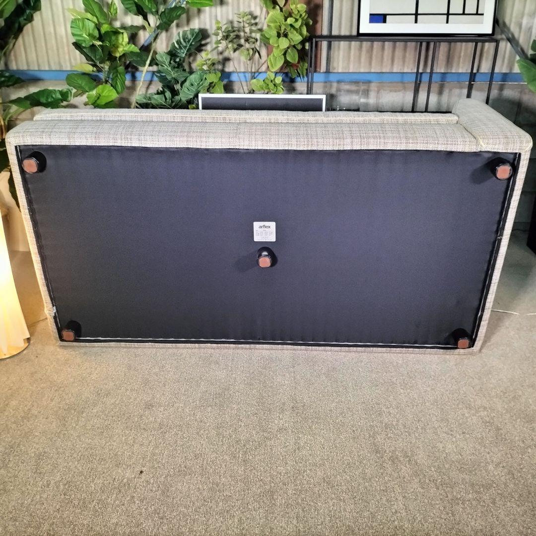 く*め様 arflex SONA 右アームソファ クッション2個付 展示品【20