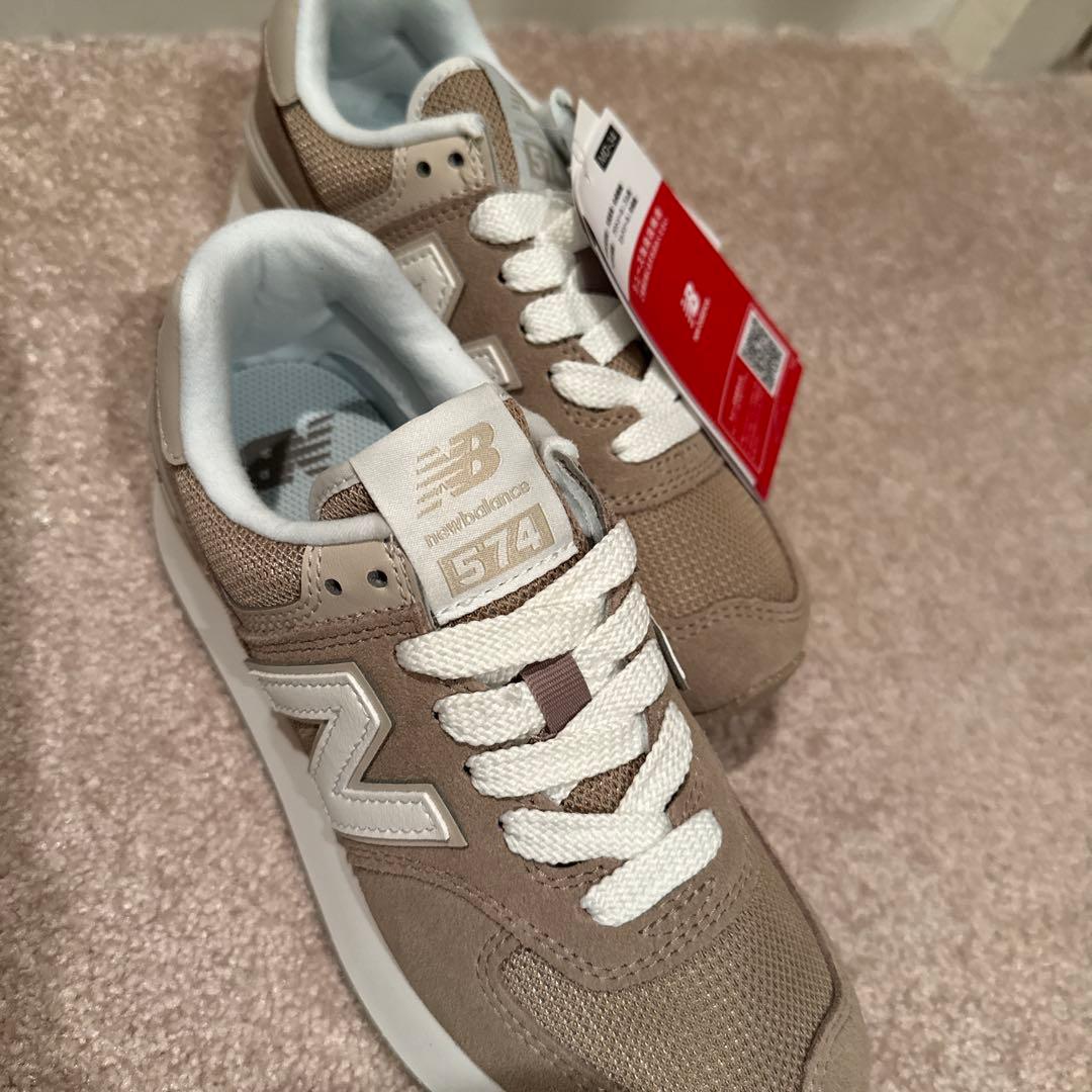 New Balance 574 ライトブラウン スニーカー