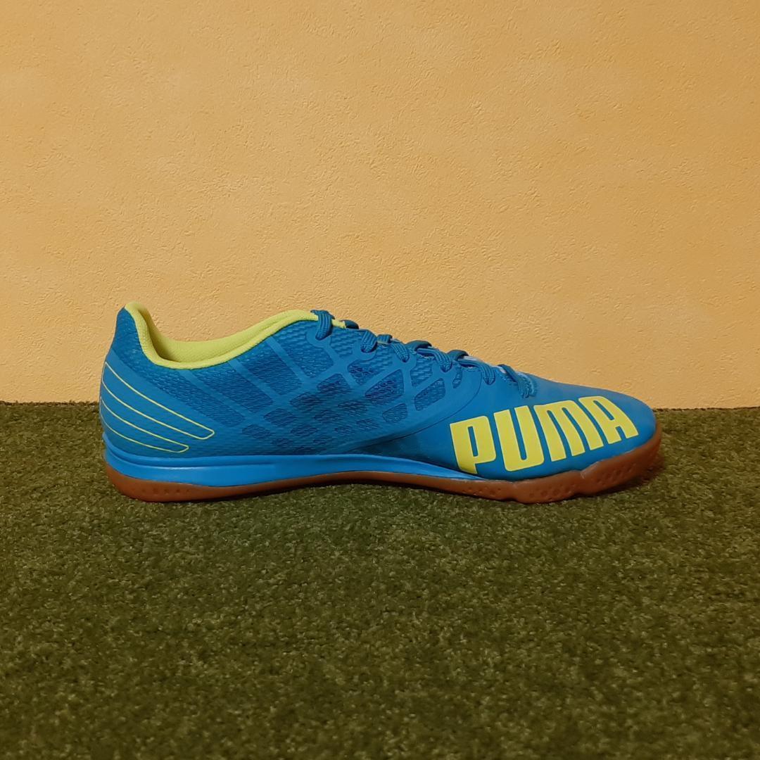 新品 フットサルシューズ プーマ エヴォスピード サラ 廃盤 レア 27.5cm