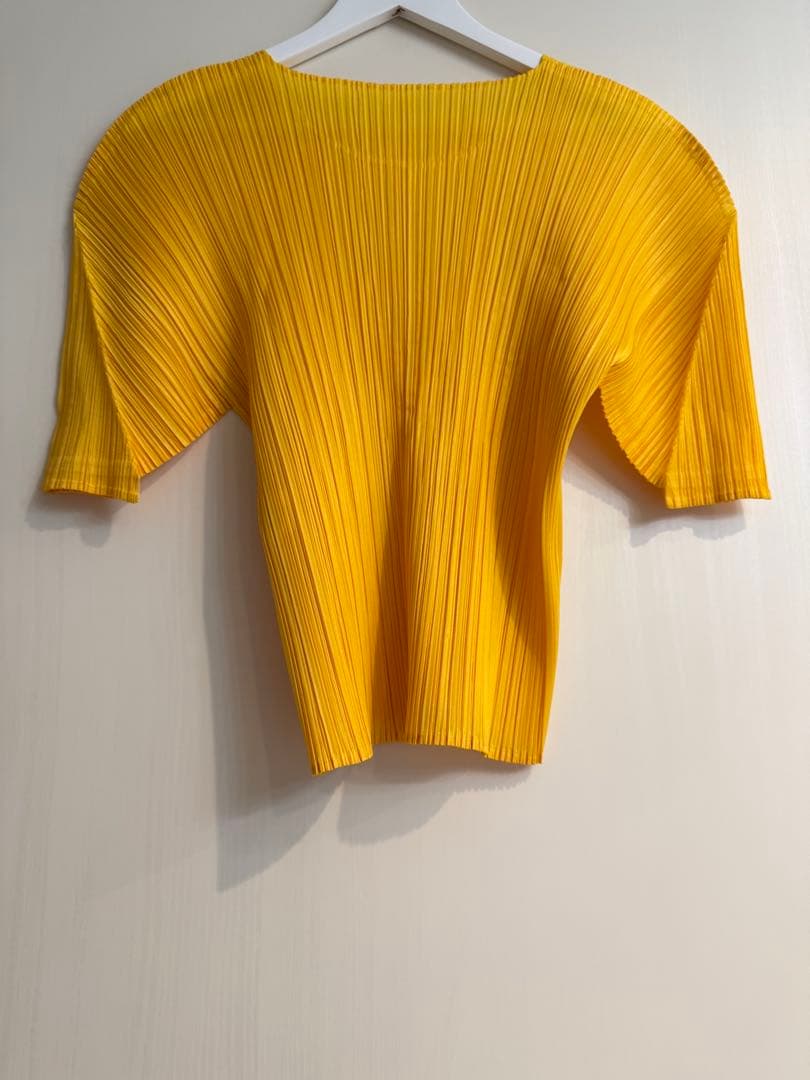 PLEATS PLEASE MIYAKE プリーツプリーズ　半袖　トップス