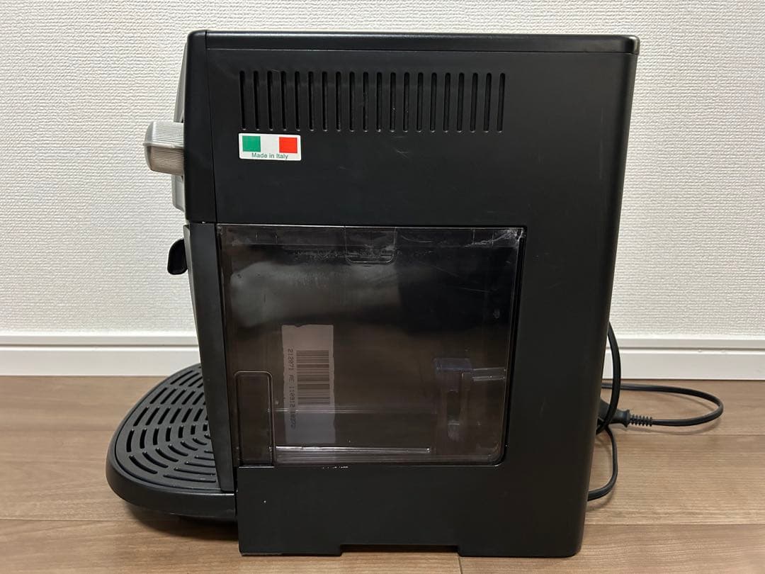 完動品　デロンギ　マグニフィカ　全自動コーヒーマシン　ESAM1000SJ