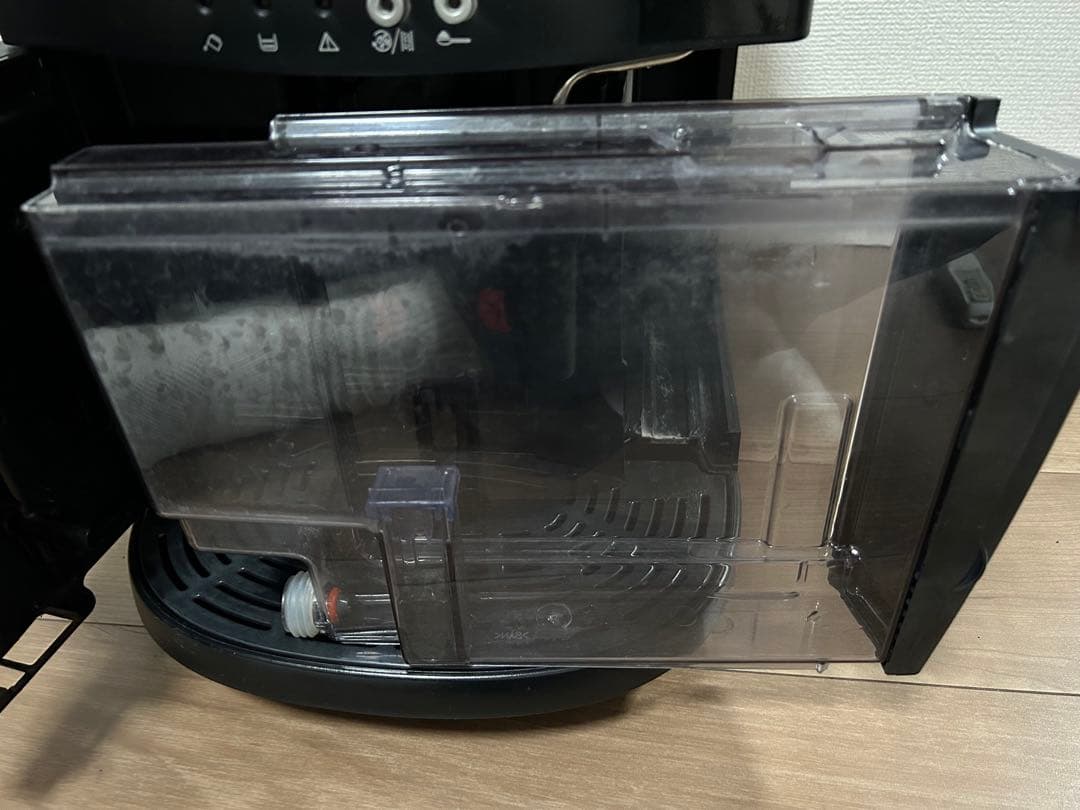 完動品　デロンギ　マグニフィカ　全自動コーヒーマシン　ESAM1000SJ