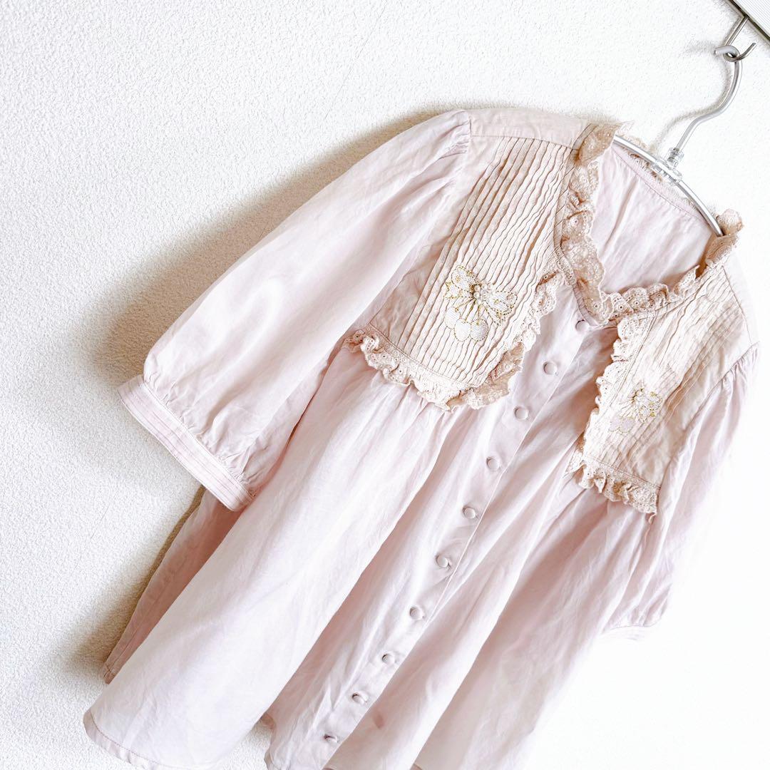 【 yukiemon 】　ブローチ　刺繍　フリル　ブラウス　フランシュリッペ