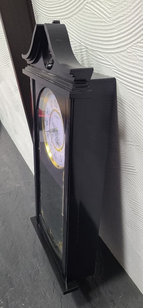 振り子付き黒壁掛け時計 CARNEVALE