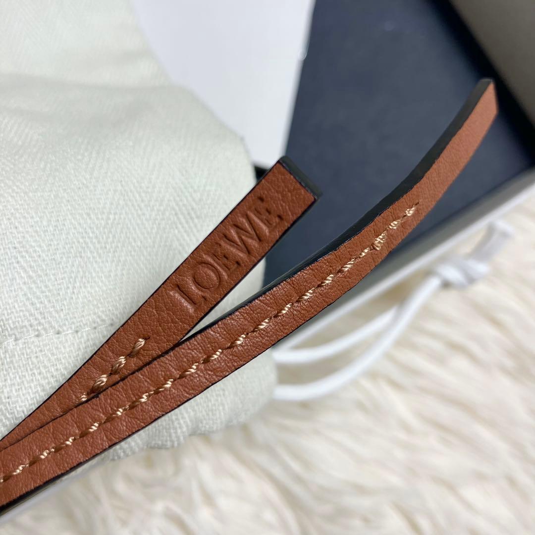 【未使用級】 LOEWE アナグラム キーホルダーチャーム