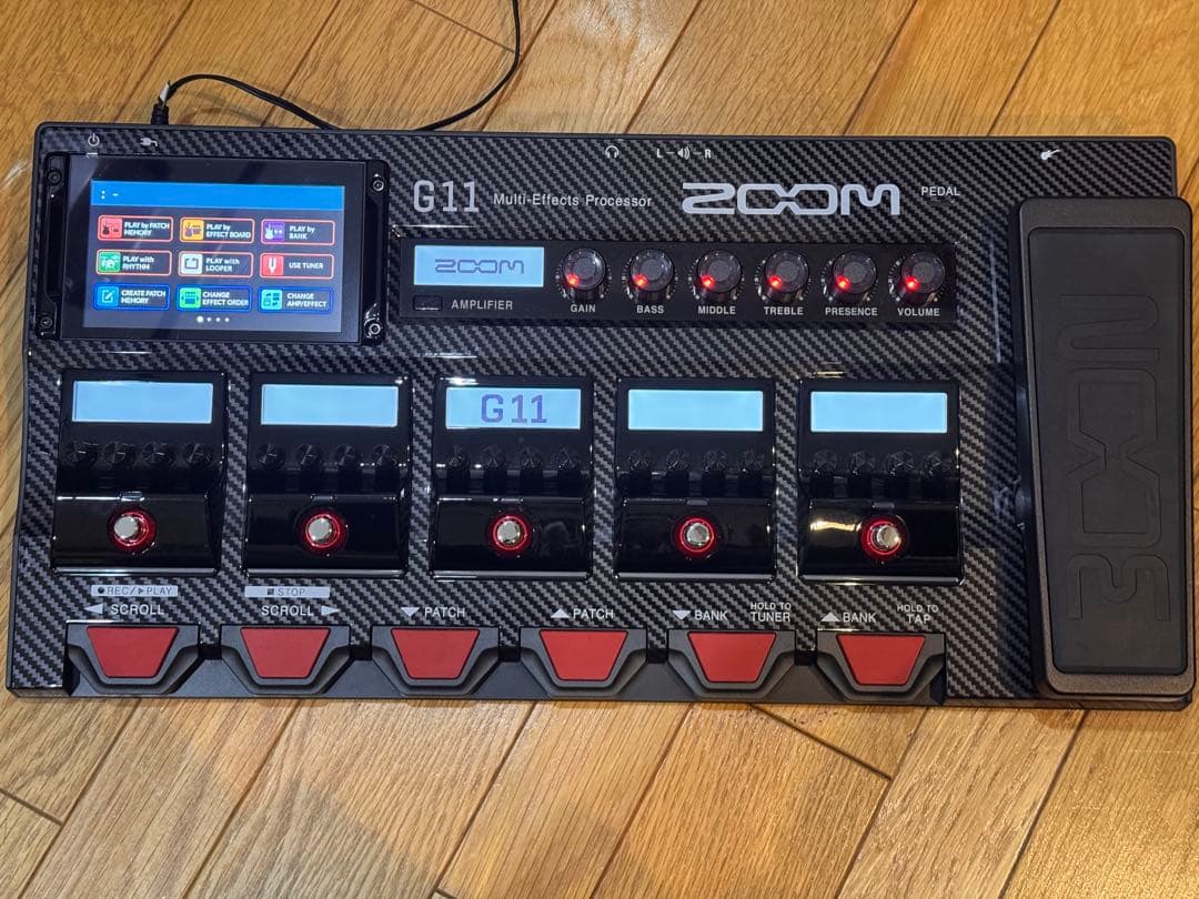 ZOOM G11 マルチエフェクトプロセッサー