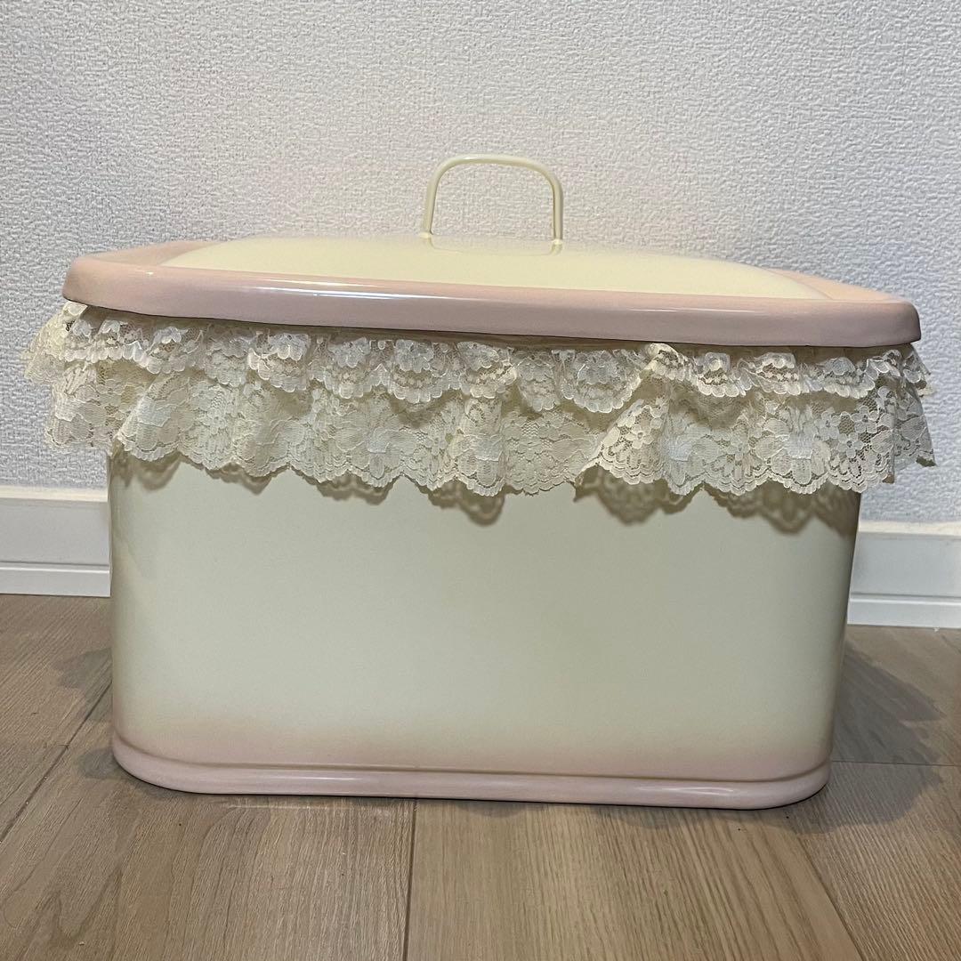 お値下げ‼️イマン ダイアナローズBOX缶　美品 廃盤　レア