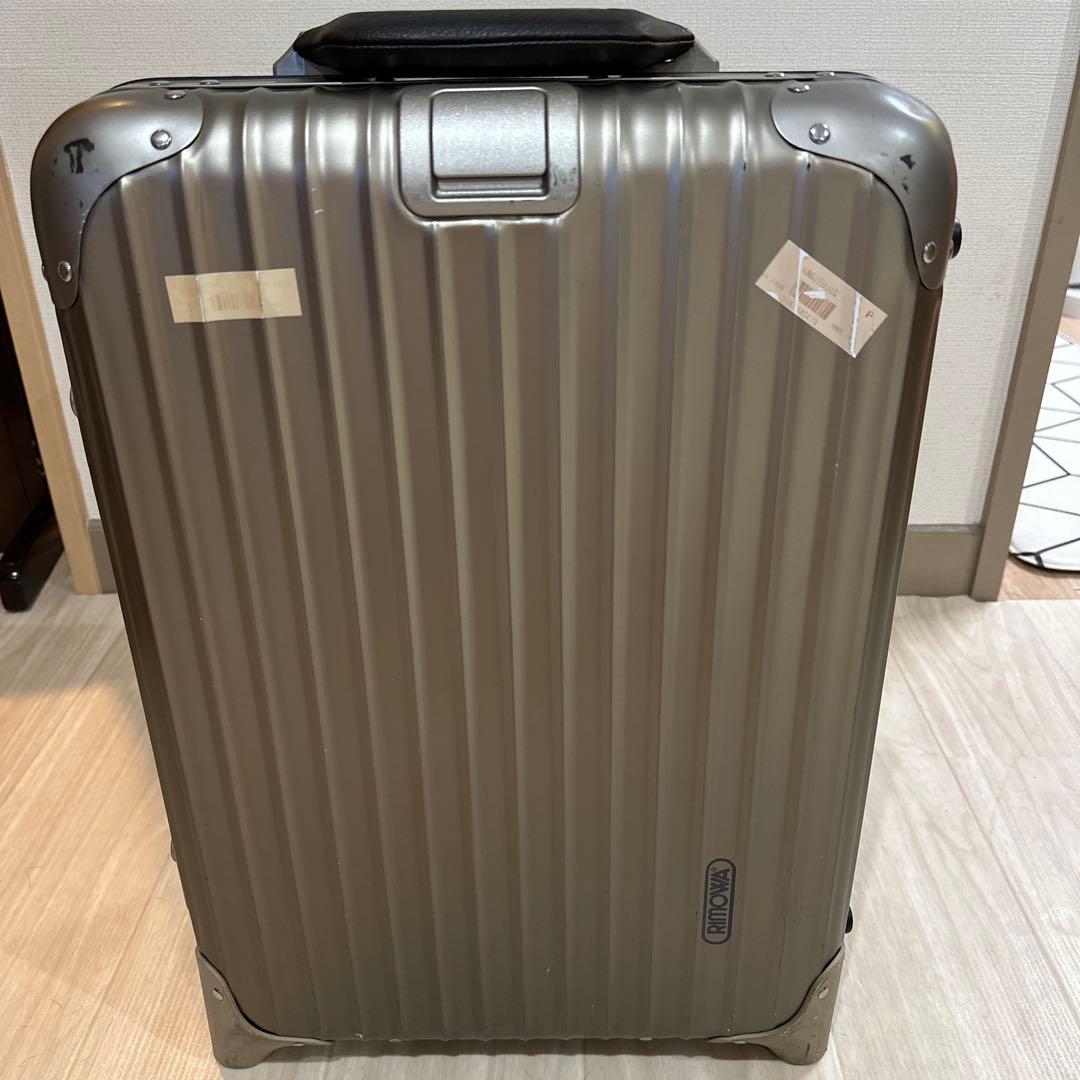 RIMOWA トパーズ チタニウム 32L(機内用)