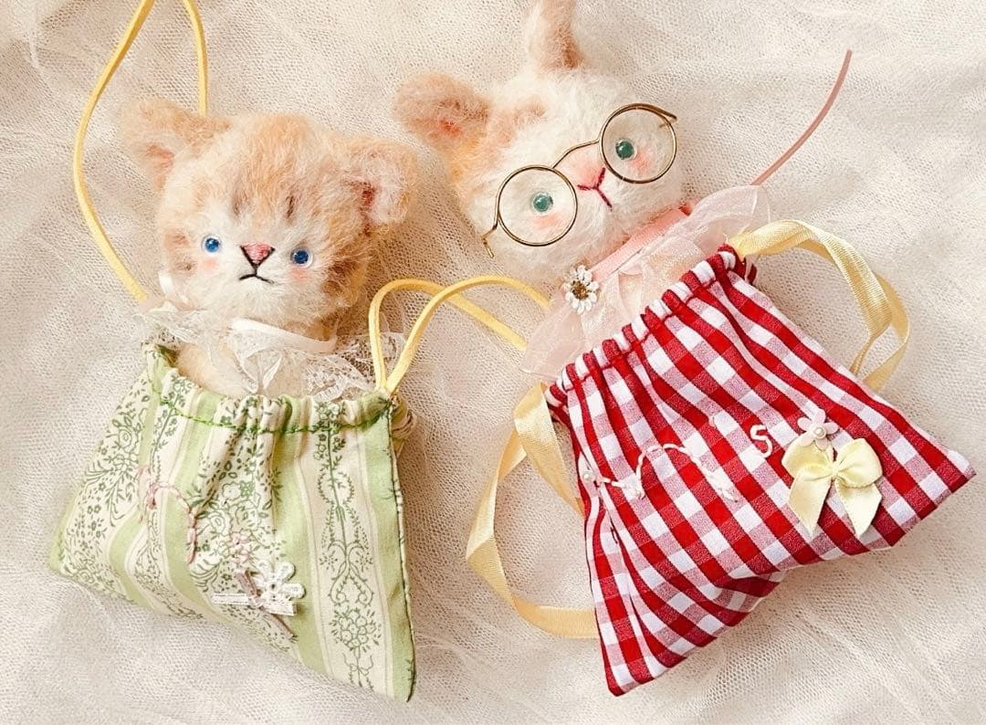 片方の靴下を忘れた仔兎 ぬいぐるみ ハンドメイド テディバニー 海外作家様