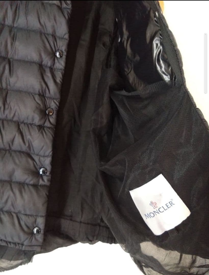 モンクレール　SONA/チュール切替/ダウンベスト/ナイロン/BLK/無地