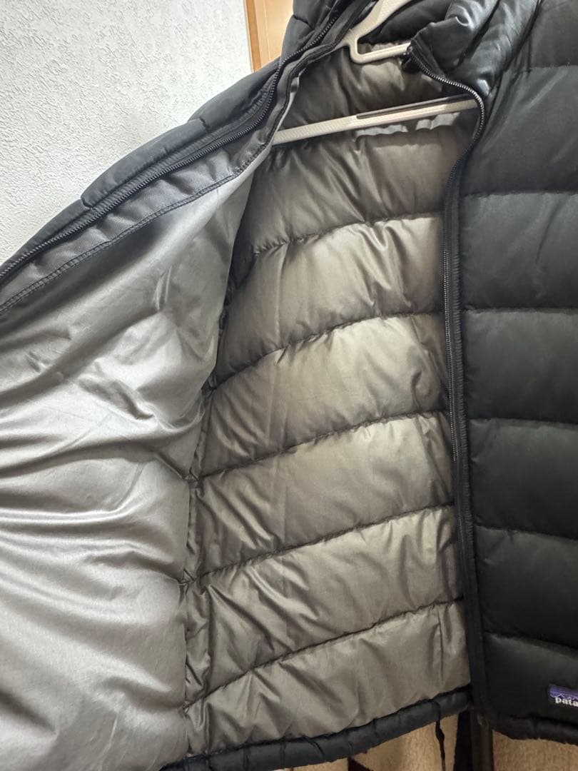 美品 Patagonia ブラック ダウンジャケット レディース S
