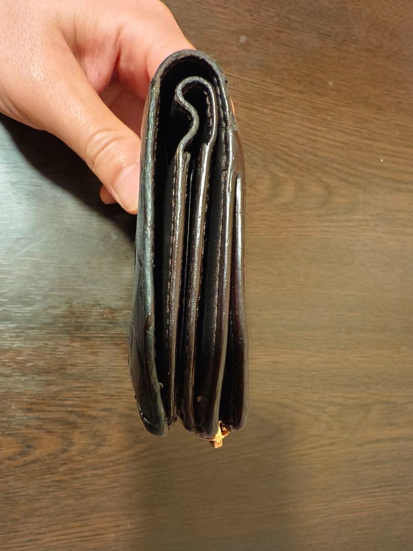 BOTTEGA VENETA 黒 レザー 編み込み 二つ折り財布