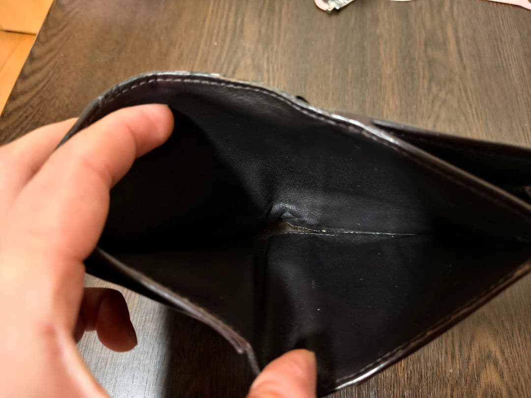 BOTTEGA VENETA 黒 レザー 編み込み 二つ折り財布