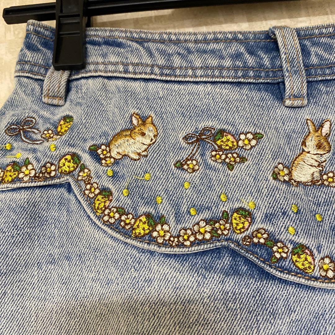 ぽ*こ様 franchelippee フランシュリッペ うさぎ 刺繍 デニムスカ