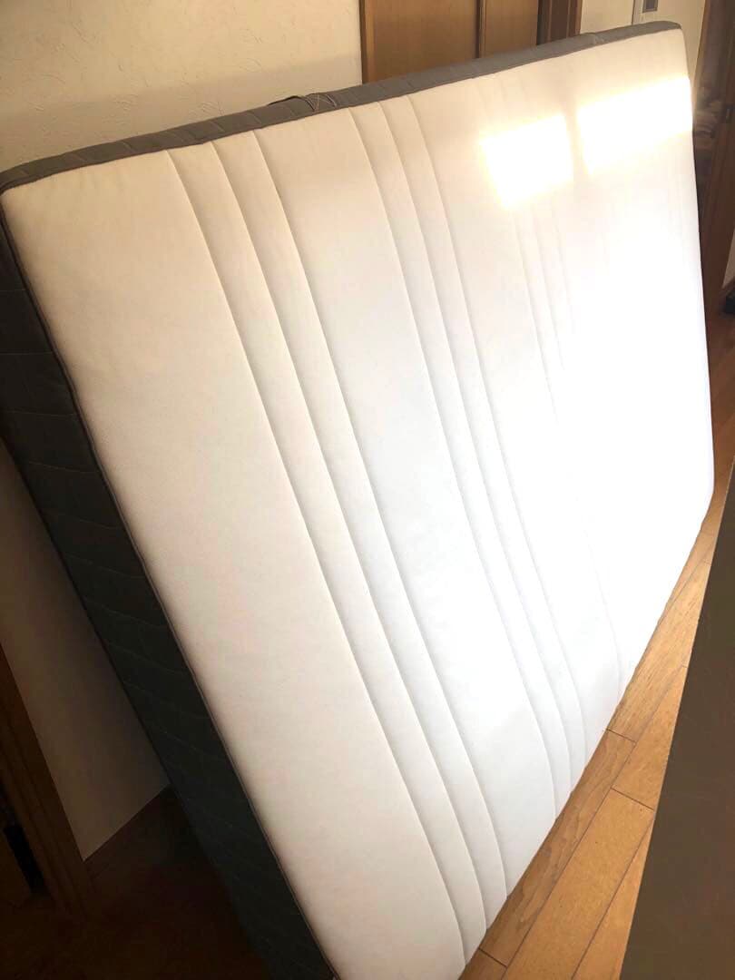 IKEA ダブルベッド　マットレスのみ