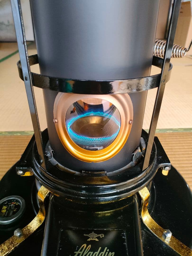 アラジン 石油ストーブ　ALADDIN