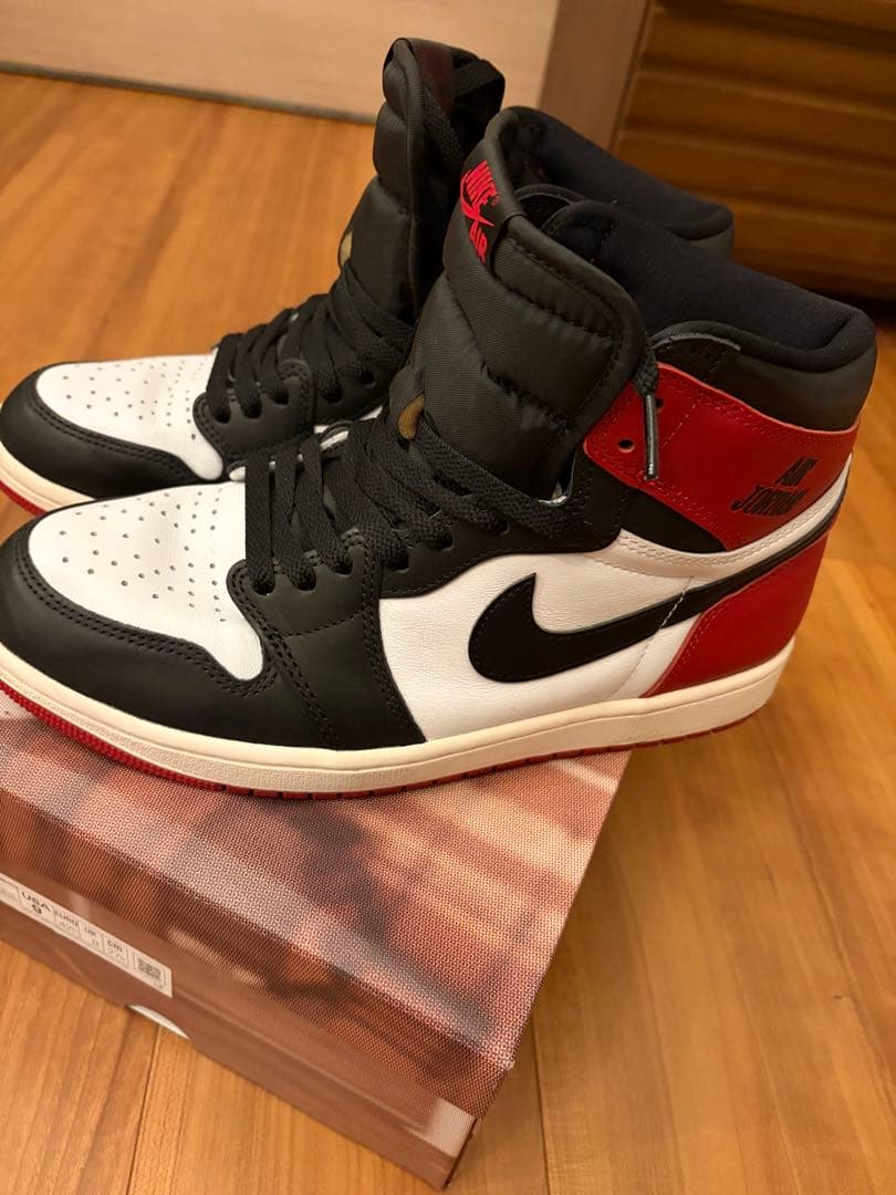 航大 NikeAir Jordan 1 つま黒