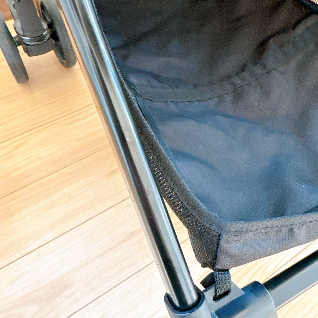 コンビ スゴカルα 4キャスコンパクト エッグショック シンプライト グレージュ