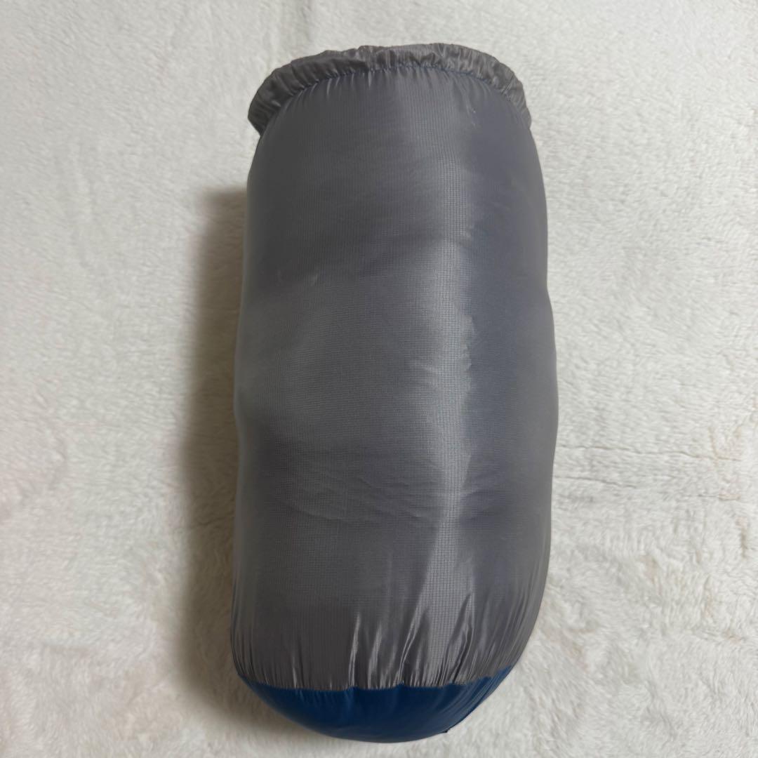 美品NANGA ダウンシュラフ　オーロラテックス600STDブルーR/ZIP