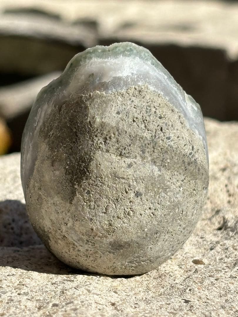 【非加熱】超希少！グリーンアメジストミニドーム⭐️ぽこぽこ花付き